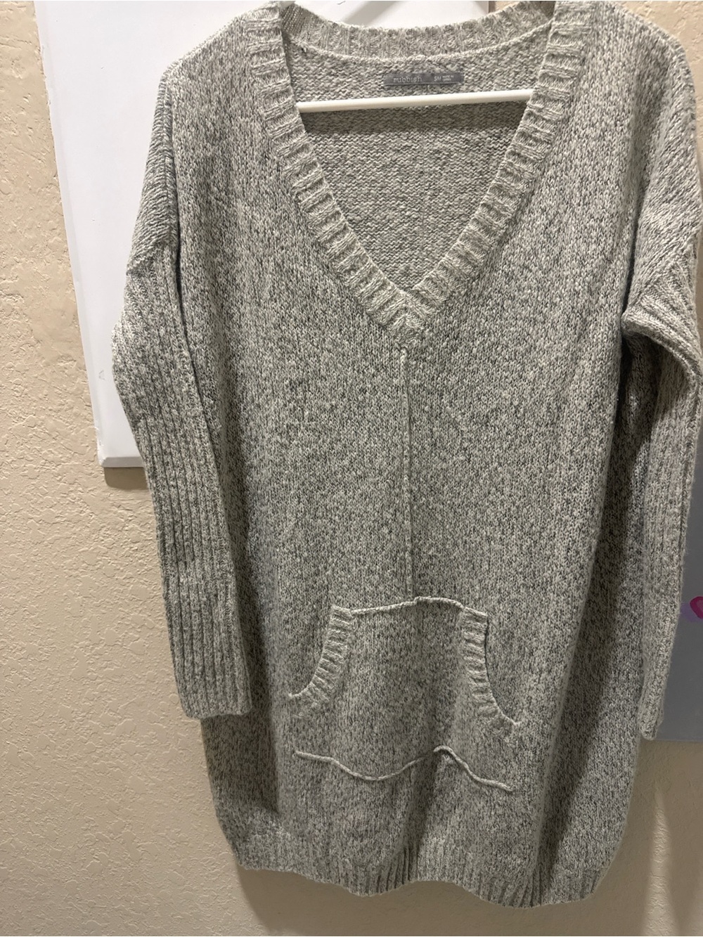 Rubbish Light Heather Gray V-Neck Pocket Sweater